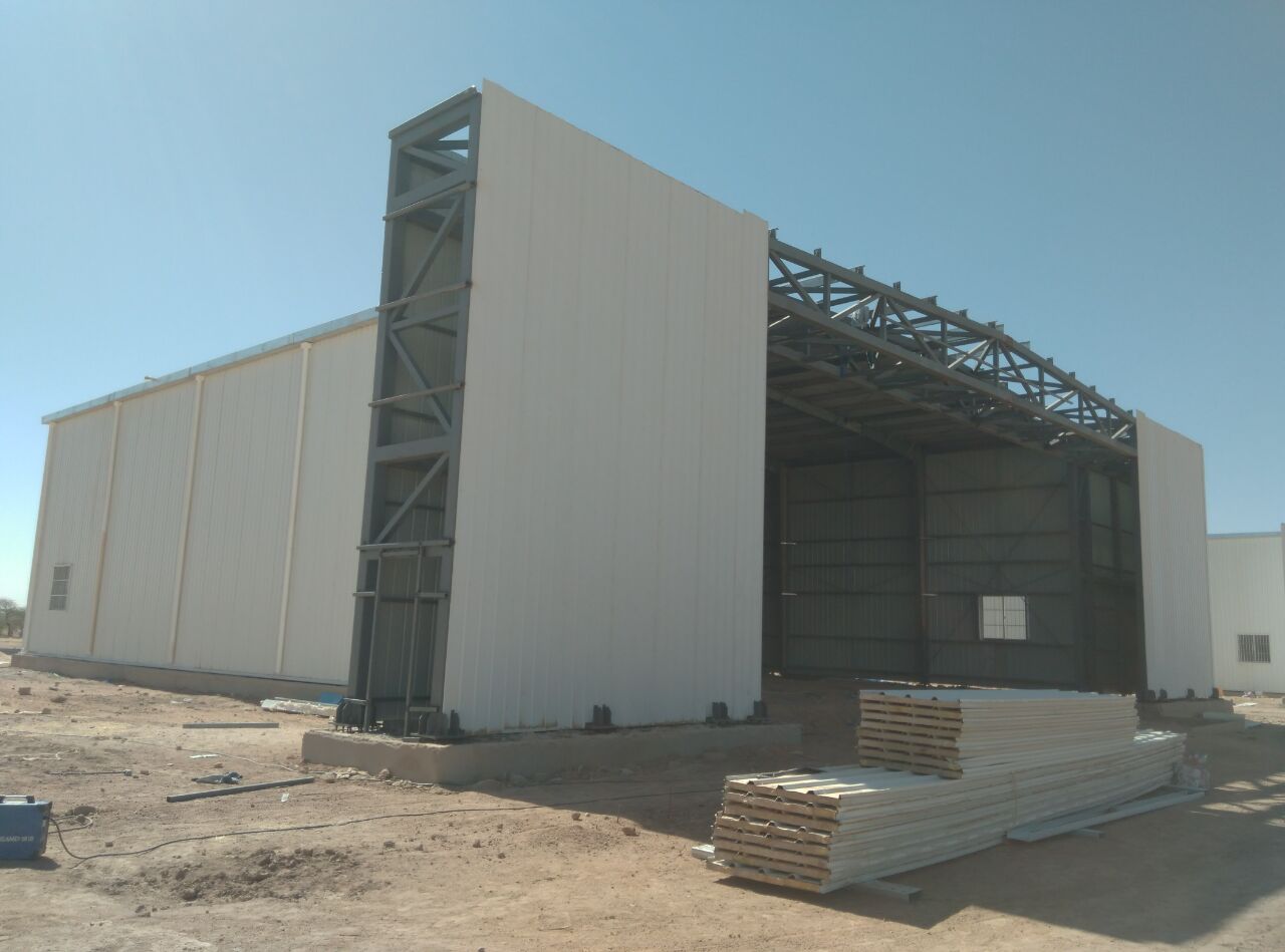 Galvanized Steel Frame Building Structural Steel Fabrication Hangar